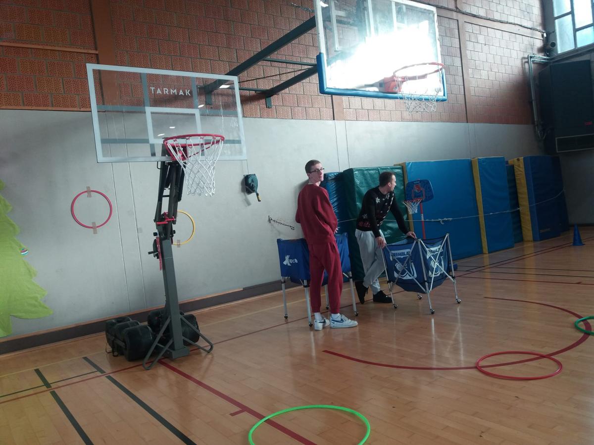 316948890_559709766165609_70209682031469842_n